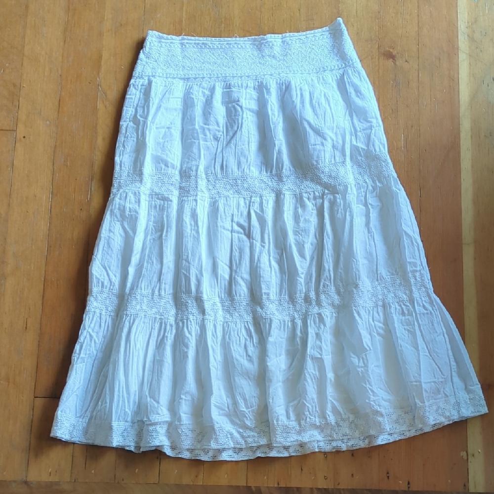 Y2K Tiered White Lace Maxi Skirt